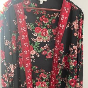 Pioneer Woman Black and Red Floral Kimono size xxl/xxxl